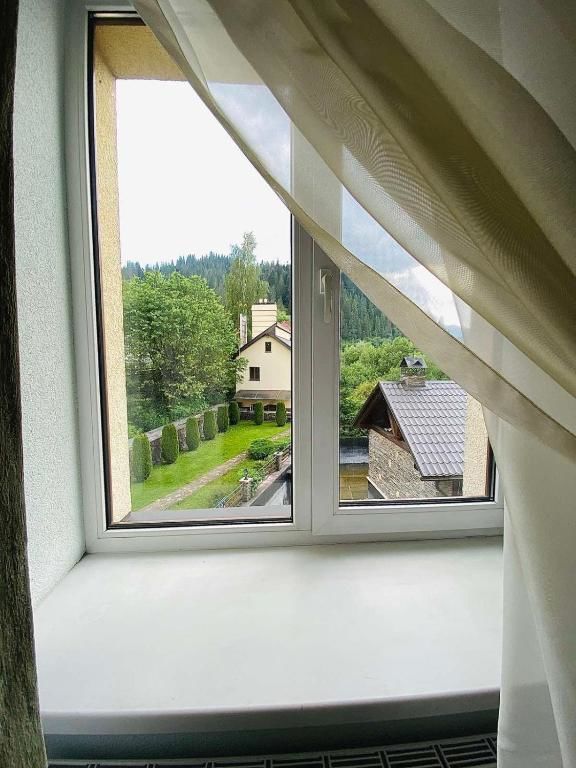 Отель Gerdan Hotel Яремче
